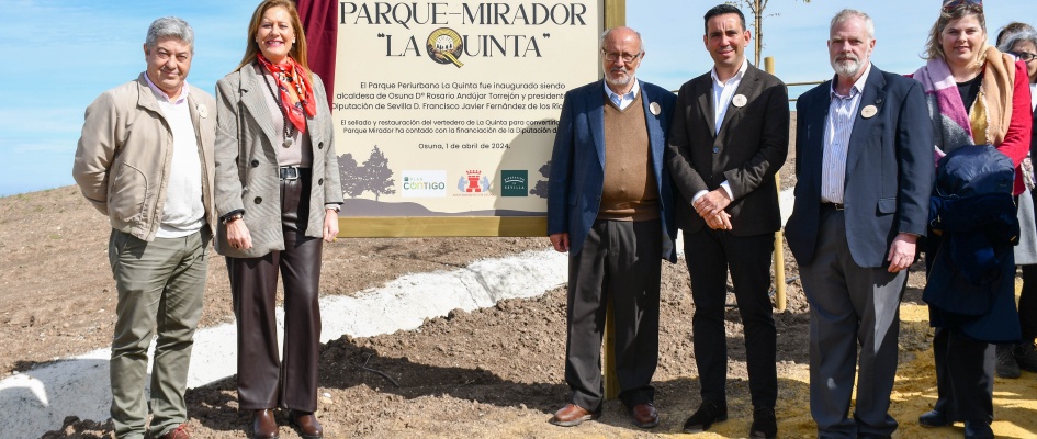 La alcaldesa de Osuna y el diputado de Servicios Públicos Supramunicipales inauguran el Parque Periurbano La Quinta